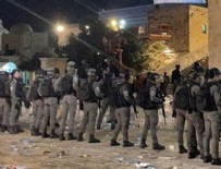 MUSTAFA ŞENTOP - İsrail polisinden alçak saldırı! Mescid-i Aksa'da ses bombaları!