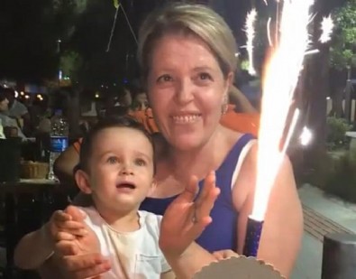 Emrah Apartmanı enkazından çıkan anneler günü mesajı: Beni bırakma anne!