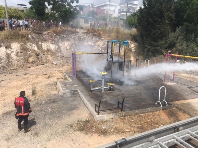 Mersin'de Çocuk Oyun Parki Yandi