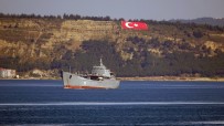 EGE DENIZI - Rus Savas Gemileri Pes Pese Çanakkale Bogazi'ndan Geçti