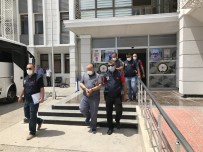 KAMU GÖREVLİSİ - Tatliciyi Dolandiran Sahte Kamu Görevlileri Tutuklandi