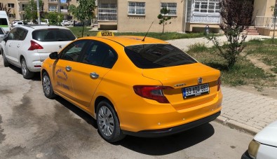 Van'da Toplu Tasimada Sürücü Dikkatini Dagitan Objelere Düzenleme