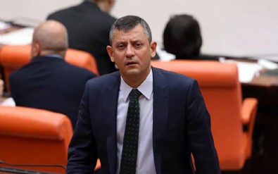 CHP’li Sezgin Tanrıkulu'ndan sonra Özgür Özel de 'devleti yıkmalıyız' diyen Ahmet Şık'a sahip çıktı