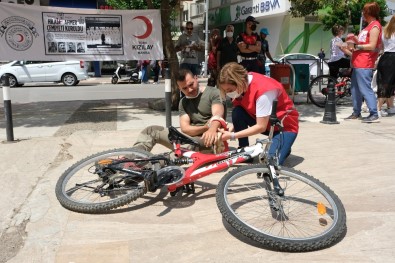 Kizilay'in Ilk Yardim Egitimi Gerçegini Aratmadi