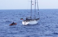 SAHİL GÜVENLİK - Mugla'da 107 Düzensiz Göçmen Ve 4 Göçmen Kaçakçisi Yakalandi