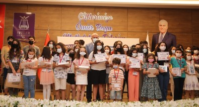 Sifir Atik Projesi Yarismasinda Dereceye Girenler Ödüllendirildi