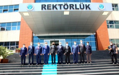 Tarim Ve Orman Bakani Bekir Pakdemirli'den Üniversiteye Ziyaret