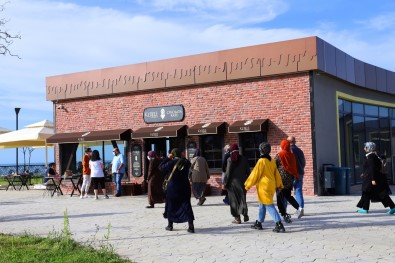 Tatilcilerin Ordu'daki Ugrak Noktasi Açiklamasi 'Çikolata Kafe'