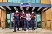 TİCARİ TAKSİ - Yasli Adami Dolandiran Sahte Savci Jandarma Tarafindan Yakalandi