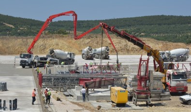 Aliaga Meslek Hastaliklari Hastanesinde Insaat Devam Ediyor