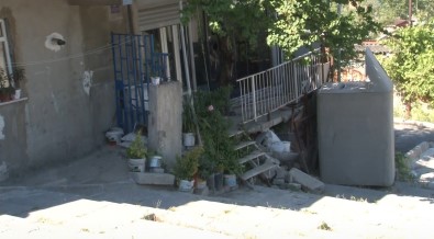 Basaksehir'de 16 Yasindaki Kiza Pitbulllar Saldirdi