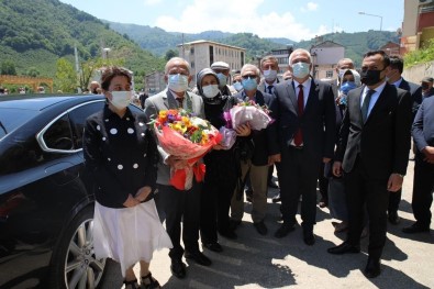 Baskan Güler'e Ilçelerde Sevgi Seli