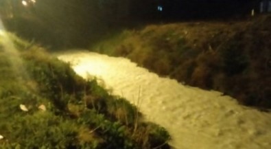 CHP Milletvekili Erkan Aydin Açiklamasi 'Sanayi Atiklari Marmara Denizi'ni Kirletiyor'