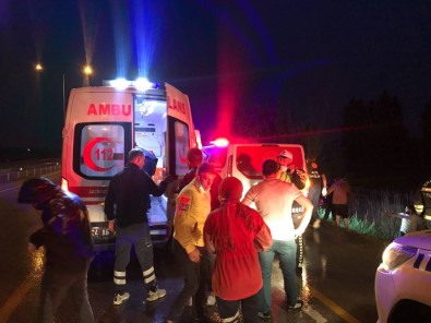 Erzincan'da Trafik Kazasi Açiklamasi 3 Yarali