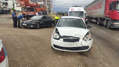 Kirikkale'de Trafik Kazasi Açiklamasi 5 Yarali