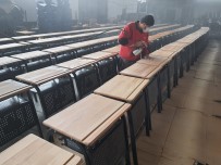 FABRIKA - Milas'taki Okulun Ürettigi Siralar Türkiye'nin Her Yerine Dagiliyor