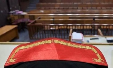 O hakim evinde ölü bulundu!