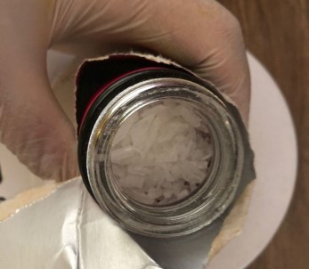 Van'da Meyve Suyu Paketi Içerisinde 50 Gram Metamfetamin Ele Geçirildi