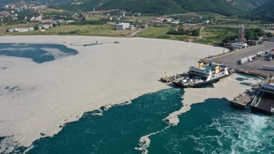 Yalova'da 169 Metreküp Müsilaj Denizlerden Temizlendi