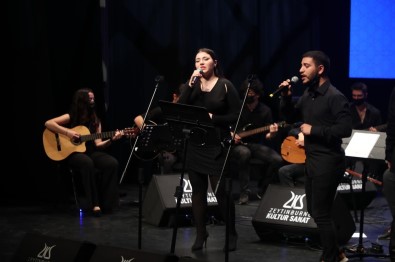 Zeytinburnu'nda Mezuniyet Coskusu