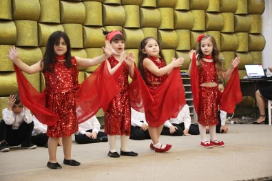 Ataçocuklu Miniklerden Unutulmaz Yil Sonu Gösterisi