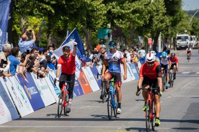 Turkcell Granfondo Istanbul'da Bisiklet Söleni