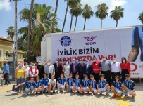 FATMA GÜLDEMET - Adana'da Gönüllü Kan Bagisçilari Bulustu