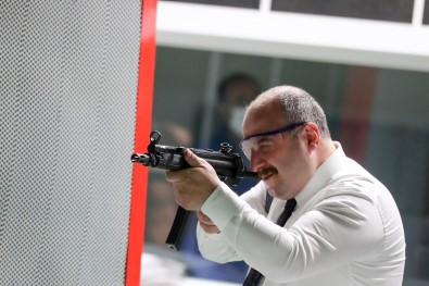 Bakan Varank Açiklamasi 'Dünyadaki Üç Oyuncudan Biri Olmamiz Ülkemizin Konumunu Stratejik Hale Getiriyor'