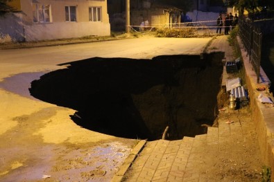 Çalisma Sirasinda Olusan Göçük Olasi Bir Afeti Önledi