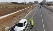 EMNIYET KEMERI - Mardin'de Trafik Denetimlerine Agirlik Verildi