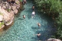 ANTALYA - Ne Antalya Ne De Izmir, Malatya'da Sicaktan Bunalanlarin Adresi Karasu