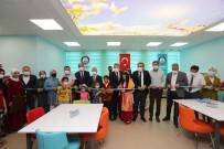 KÜTÜPHANE - Sahinbey'den Gençlere Hali Saha Ve Z Kütüphane