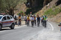 ALLAH - Türkiye'nin Dört Bir Tarafindan Sirnak'a Gelen Sporcular, Huzurun Saglandigi Daglarda Bisiklet Sürdü