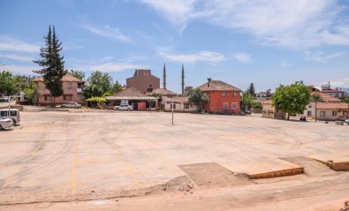 Yeni Emek Ve Erenköy'e Kapali Pazar Yapilacak