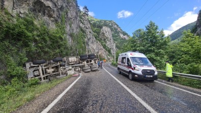 Beton Mikseri Devrildi Açiklamasi 1 Yarali