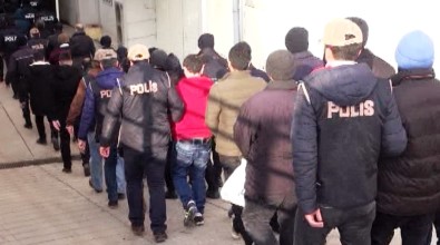 Jandarma Genel Komutanligindaki 'Mahrem Hizmetler' Yapilanmasina Operasyon Açiklamasi 27 Gözalti