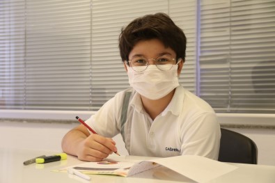 (ÖZEL) 50 Ülkeden Ögrencilerin Katildigi Olimpiyatlarda Dünya 5'Incisi Oldu