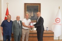 REKTÖR - Sabuncu Ailesinden ATÜ'ye Bin Adet Mandalina Agaci