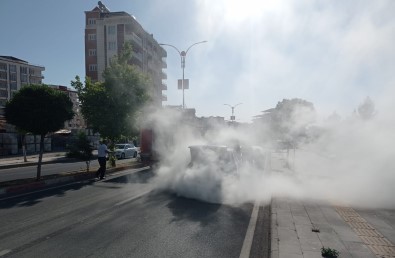 Siirt'te Maddi Hasarli Trafik Kazasi