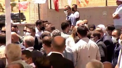 Bakan Karaismailoglu, Mardin-Midyat Yolu Temel Atma Töreni'ne Katildi