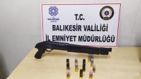  EDREMİT - Balikesir'de 34 Aranan Sahsa Operasyon