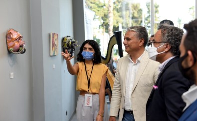 'Maskeler' Sergi Oldu