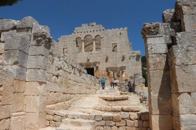 Mersin'in Ayasofya'si Açiklamasi 'Alahan Manastiri'