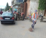 ZEKI KAYDA - Poyrazdamlari Mahallesinde Genel Temizlik