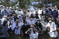 REKTÖR - Rektör Yildiz Yabanci Ögrencilerle Bir Araya Geldi