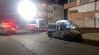 Silahli Kavgaya Karisan Sahis Gasp Ettigi Kamyonetle Polis Aracina Böyle Çarpti Açiklamasi 2'Si Polis 5 Yarali