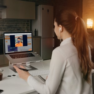 Teknosa 'En Iyi Omnichannel Müsteri Deneyimi' Ödülünü Kazandi