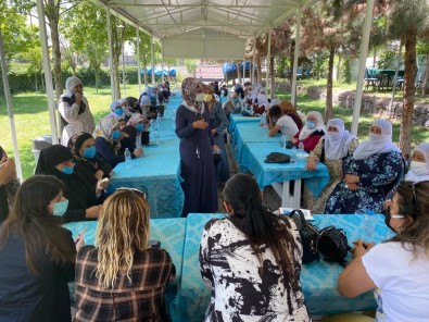 Bismil Belediyesi Kadinlarla Bulustu