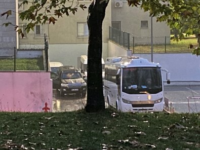 Hakim Karsisina Çikan BAE Ajani Kendini Gazeteciyim Diye Savundu