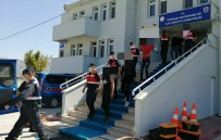 FAILI MEÇHUL - Jandarmanin Bir Aylik Çalismasiyla 12 Ayri Hirsizlik Olayi Çözüldü